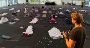 sanftes breahtwork auf der xperience bühne von fabian ries